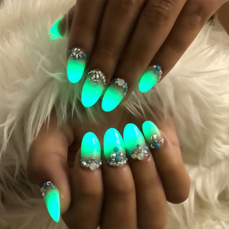 Glow In Dark UV Nail Polish(Imported)💅🌙 - Trendart