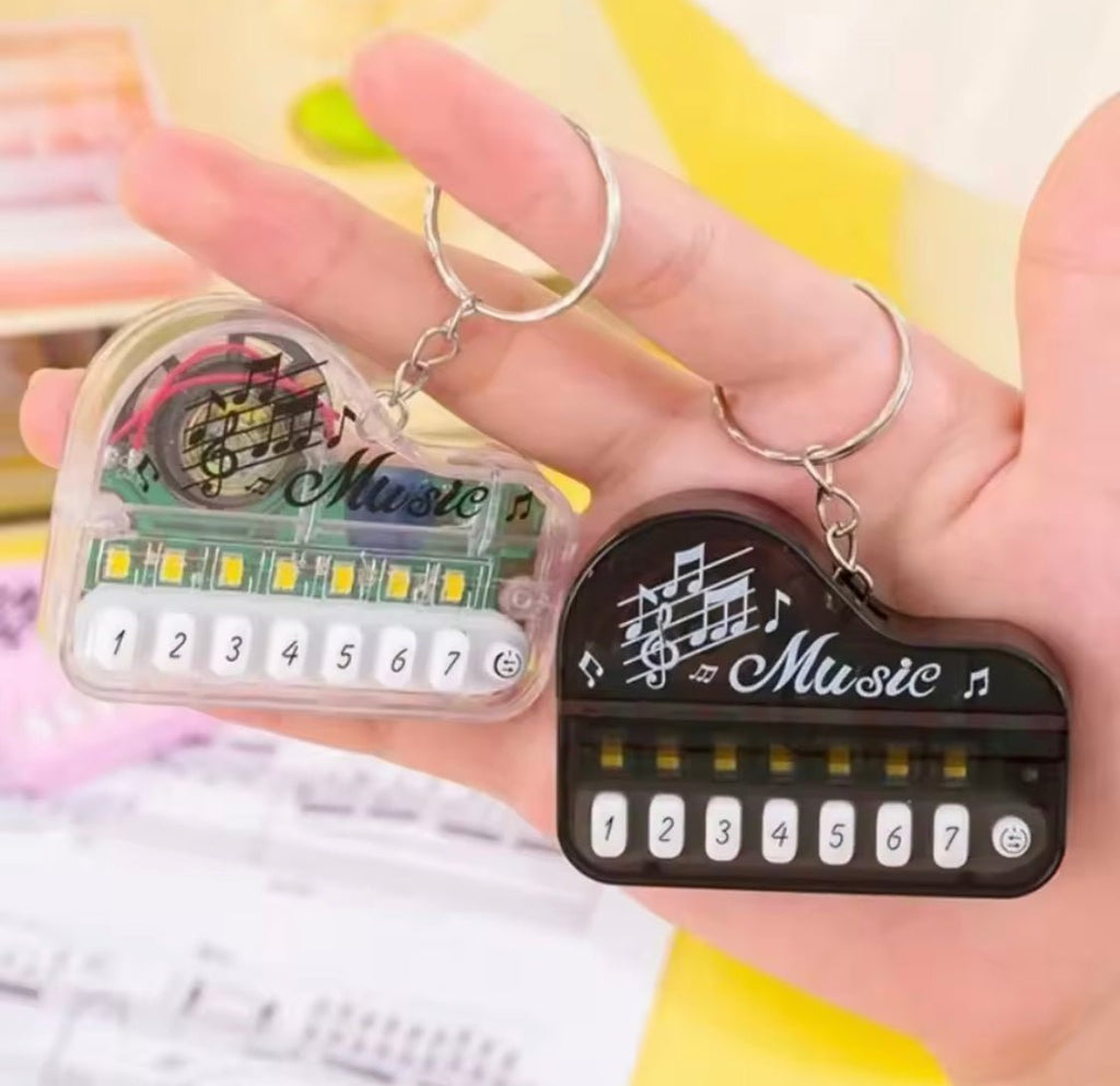Mini Piano Keychain✨ - Trendart