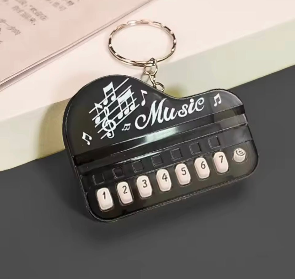Mini Piano Keychain✨ - Trendart